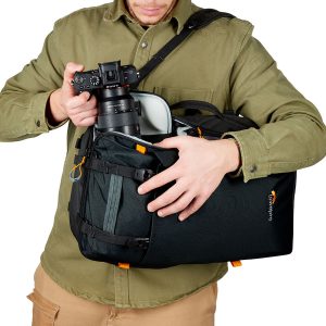 Lowepro Trekker Lite BP 250 AW -kamerareppu, musta