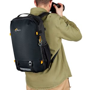 Lowepro Trekker Lite BP 250 AW -kamerareppu, musta