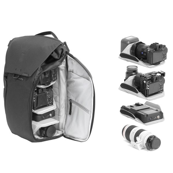 Peak Design Everyday Backpack v2 30L -kamerareppu, musta, on kuvassa päälokero avattuna, ja siinä on siististi järjestetyt kamerat ja objektiivit. Vieressä on lähikuvia pehmustetuilla väliseinillä olevista varusteista.