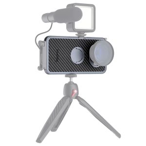 SmallRig 2441 Pro Mobile Cage for Samsung S10+ -mobiilihäkki pitää älypuhelimesi jalustalle, ulkoiselle mikrofonille, LED-valolle ja ulkoiselle objektiiville tarkoitetulla kiinnikkeellä - ihanteellinen mobiilivideokuvaukseen tai vloggaamiseen.
