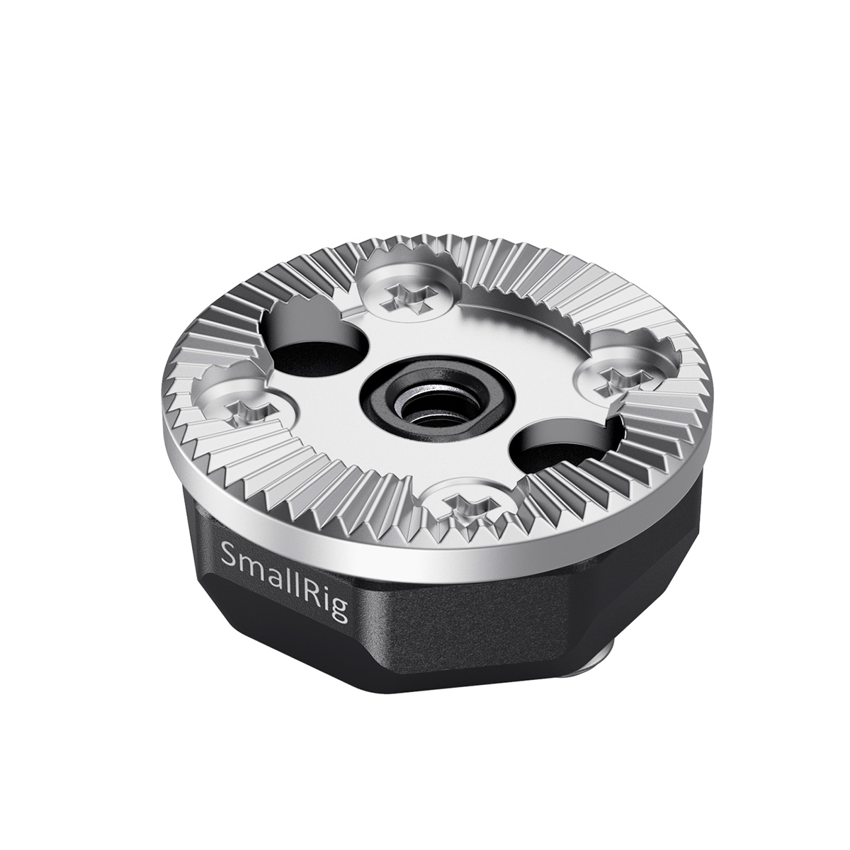 Lähikuva SmallRig 2804 ARRI-Style Rosette Bolt-on Mount -kameran metallisesta lisävarusteesta, jossa on harjattu, pyöreä yläosa, jossa on useita ruuvinreikiä, valkoista taustaa vasten.