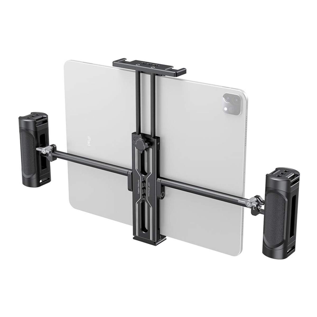 SmallRig 2929 Tablet Mount for iPad -taulutelineessä on metallinen pidike, jossa on säädettävät varret ja kaksi mustaa, kuvioitua käsikahvaa, jotka tarjoavat turvallisen ja vakaan tuen.