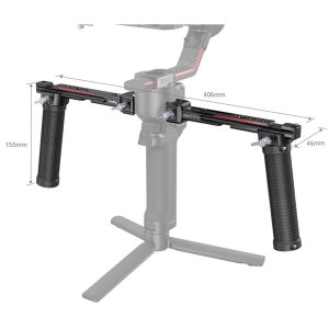 The SmallRig 3027 Dual Handgrip for DJI RS2/RSC2/RS3/RS3/RS3 Pro is presented with textured handles and a partial stabilizer, and measures 406 mm wide, 155 mm high and 46 mm deep.