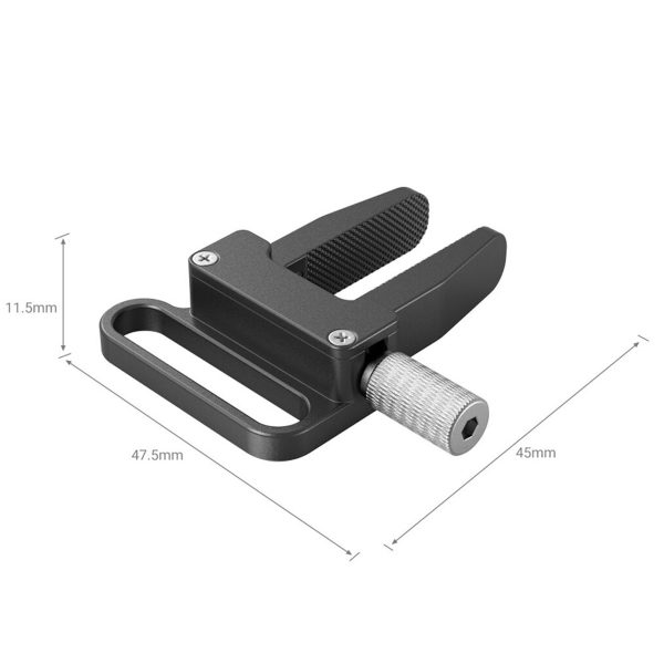 Kuvassa on SmallRig 3637 HDMI-kaapelikiinnike valituille kamerahäkeille, joka on valmistettu mustasta metallista, jossa on kuvioitu kahva ja ruuvinuppi, valkoisella pohjalla ja jossa on merkitty mitat: 47,5 mm leveä, 11,5 mm korkea ja 45 mm syvä.
