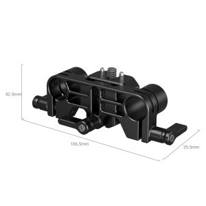 SmallRig 3652 Dual Rod Support, musta metallinen kameran kiinnitysteline, jossa on säätövipuja ja kiinnitysruuvi, on 106,5 mm leveä, 42,5 mm korkea ja 35,5 mm syvä; kuvassa valkoisella pohjalla.