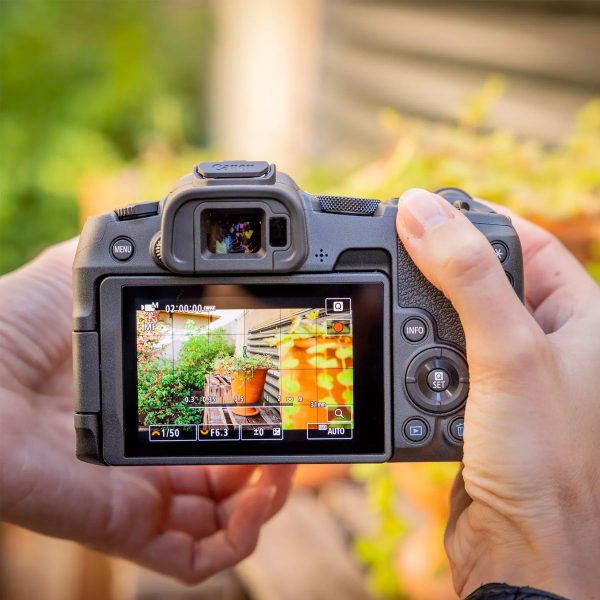 Canon EOS R8 -järjestelmäkamera