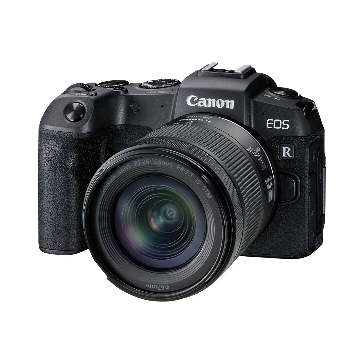 Canon EOS RP -peilitön kamera, jossa on 24-105mm f/4-7.1 IS STM -objektiivi, musta, näkyy kolmen neljäsosan kulmassa valkoista taustaa vasten.