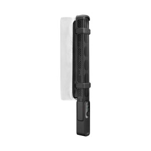 Zhiyun Fiveray F100 Tube Light on musta kädessä pidettävä elektroninen laite, jossa on valkoinen suorakulmainen paneeli, jossa on tuuletettu muotoilu ja ohjauspaneeli merkkivaloilla.