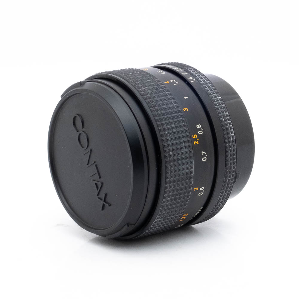 Carl Zeiss Planar 50mm f/1.4 T* Contax/Yashica - Käytetty