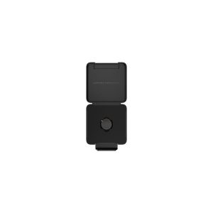 Musta, neliön muotoinen PolarPro Osmo Pocket 3 Circular Polarizer Filter -pyöröpolarisaatiosuodin istuu keskellä valkoisella taustalla, ja sen saranoitu kansi on auki, jotta sen sisällä oleva pyöreä suodatin näkyy. "CAPTURE EXPRESSION" on kohokuvioitu sisäkanteen.