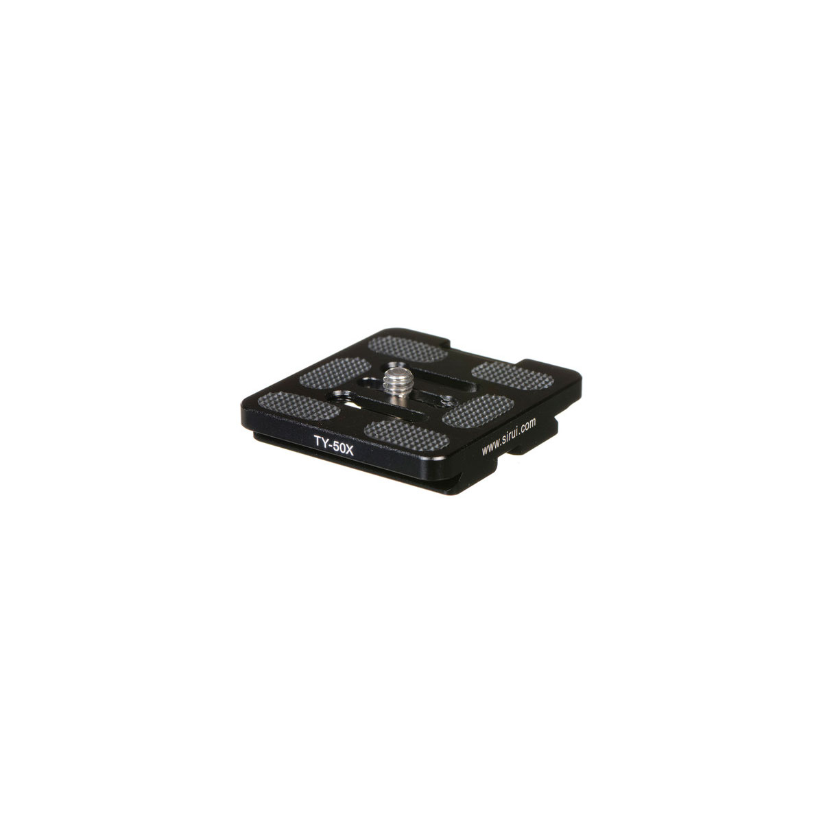 Sirui Quick Release Plate TY-50X -pikalevy on musta, neliönmuotoinen levy, jossa on hopeinen kiinnitysruuvi keskellä, valkoisella pohjalla.