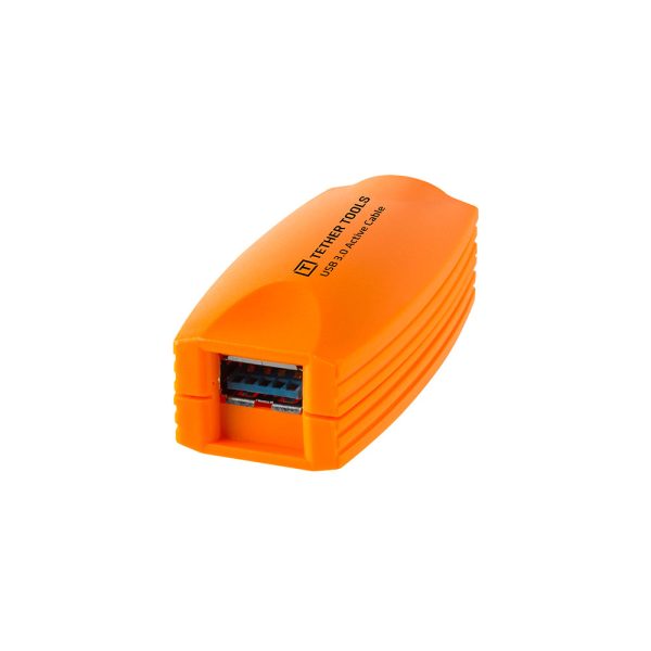 Made of orange plastic, the Tether Tools TetherPro USB 3.0 Active extension cable (4.9 m) has a rectangular shape, a blue USB port and the text "TEMRY TOOLS USB 3.0 Tester Gauge" at the top.