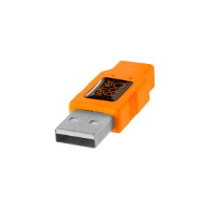 Tether-Tools-TetherPro-USB_20-Active-Extension-Cable-10m_01 Tether Tools TetherPro USB 2.0 Active Extension Cable 10m on oranssi kaapeli, jossa on hopeinen liitin valkoisella pohjalla.