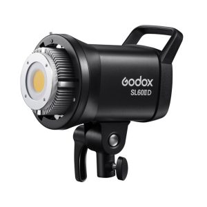 Godox SL60IID LED-videovalo -LED-valo on musta studiovalo, jossa on kahva, kiinnike, keltainen LED-paneeli edessä ja jäähdytyslevyn lamellit valon ympärillä.
