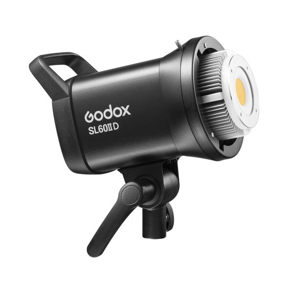 Godox SL60IID LED-videovalaisin -LED-valo on esitetty mustana, jossa on kahva, säädettävä kiinnitysteline ja näkyvät jäähdytysripat LEDin ympärillä valkoista taustaa vasten.