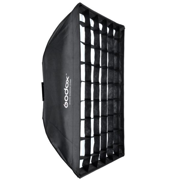 1501750999_567 The Godox SL60IID Duo Kit LED light includes rectangular black softboxes with grids for diffusing and directing studio lighting in photography, with the Godox branding on the side.