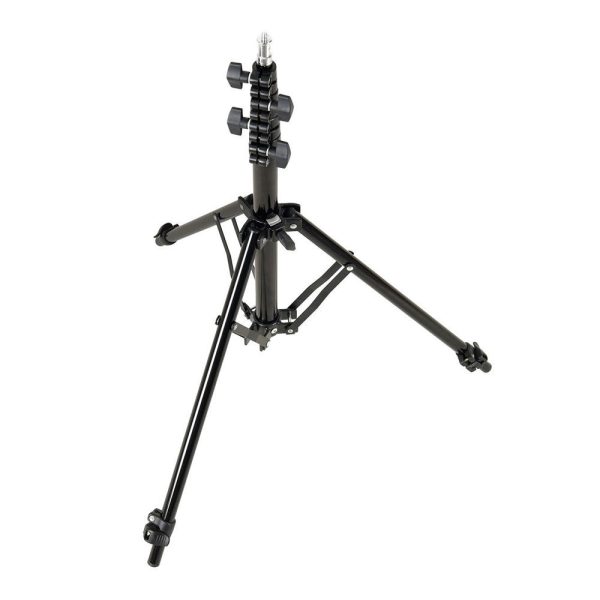 1591864597_651 Godox 190F Compact Adjustable Leg Light Stand -valaisinjalusta, jossa on musta viimeistely, kolme jalkaa, useita kiristysnuppeja ja keskeinen tukitanko, näkyy valkoista taustaa vasten.