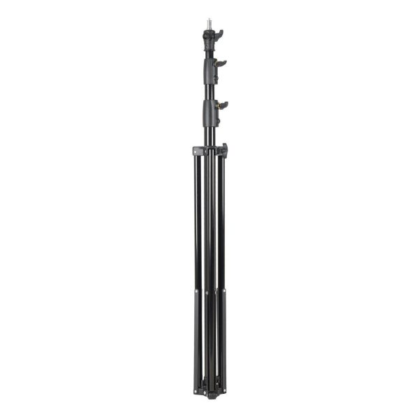 Godox 290F Heavy Duty Light Stand on musta ja kokoontaitettava, ja se on kuvassa pystyasennossa jalat suljettuina ja kolme säätölukkoa näkyvissä pidennetyn keskipylvään varrella.