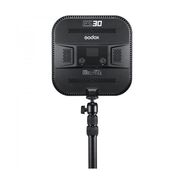 Godox E-sports LED Light ES30 - Kit1 -valaisimen takanäkymä jalustalle asennettuna, jossa näkyvät tuuletusaukot, säätönupit, näyttö ja Godox ES30 -brändi.