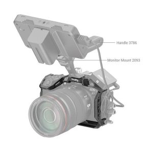 SmallRig 4003 Black Mamba Cage for Canon EOS R7, pictured with attached handle 3786 and monitor mount 2093, each accessory marked with lines pointing to the corresponding part.