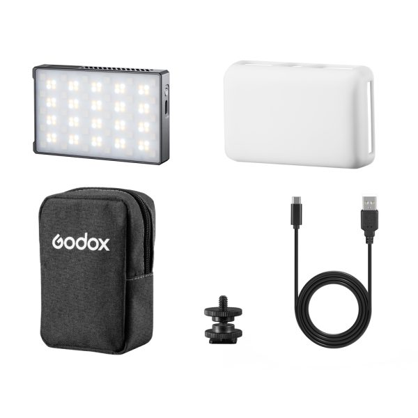 Godox C5R Mobile RGB LED -valaisinsarja sisältää LED-paneelin, valkoisen diffuusorin, mustan kantolaukun, kiinnitysruuvin ja USB-C-latauskaapelin, jotka kaikki näkyvät valkoisella pohjalla.