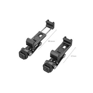 Kaksi SmallRig 4301 -puhelimen pidikettä DJI Gimbals -laitteille on kuvassa vierekkäin: toinen ulosvedettynä 88,6 mm:iin ja toinen sisäänvedettynä 57 mm:iin. Molemmissa on musta metallirakenne, jossa on nupit ja lovet turvallista kiinnitystä varten.