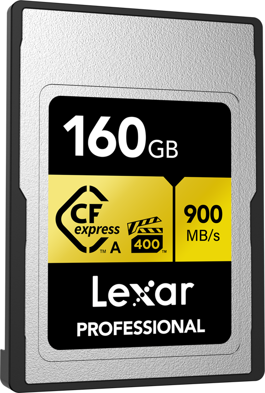 Lähikuvassa näkyy Lexar CFexpress Pro Gold R900/W800 VPG400 Type-A 160 Gt:n muistikortti, jossa on hopeanmusta muotoilu keltaisilla korostuksilla ja nopeus 900 Mt/s.