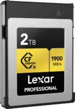 Lexar CFexpress Pro Gold R1900/W1500 2TB -muistikortti tarjoaa 2TB:n kapasiteetin ja jopa 1900MB/s lukunopeuden, ja siinä on ammattimainen hopean ja mustan värinen muotoilu keltaisella merkinnällä.