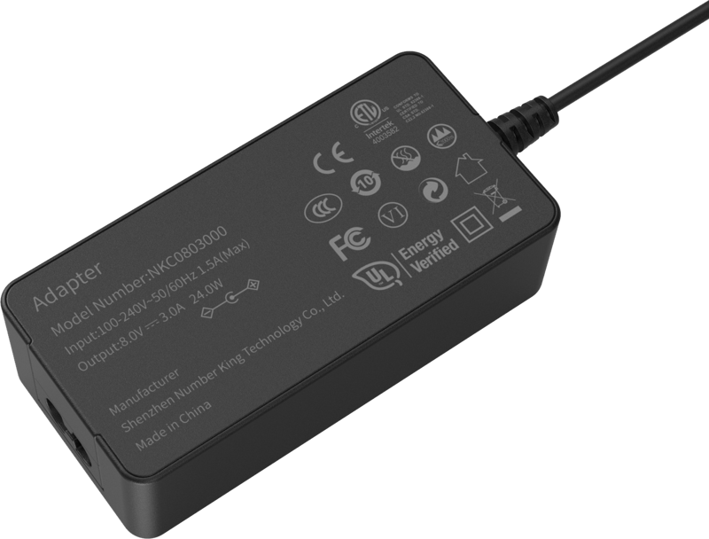800q-04_124828 SmallRig 4269 Dummy Battery with Power Adapter (EU) NP-FZ100 on musta suorakaiteen muotoinen sovitin, jossa on sertifiointilogot, malli YKCOB93000, tulo 100-240V, lähtö 8.8V 3.0A, valmistaja Shenzhen Number King Technology Co., Ltd.