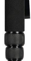 Sirui P-36 Adapter for Monopod/Feet on musta ja hopeinen lisävaruste, jossa on vaahtomuovinen kahva, kierrelukot ja rannehihna, joka on suunniteltu turvalliseen kameran tukemiseen.