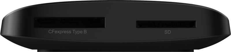 Lähikuva Lexar Cardreader CFExpress Type B/SD UHS-II USB 3.2 Gen2 -lukijasta, jossa on kaksi korttipaikkaa: CFexpress Type B vasemmalla ja SD oikealla, suunniteltu muistikorttien lukemiseen.