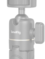 Musta SmallRig 4366 Easy Loading & Fast Switch -älypuhelinpidike on asennettu harmaaseen, säädettävään jalustaan, jossa on kuulapää ja taittuva kahva. Jalusta ja kahva ovat vaaleammat korostaakseen puhelimen pidikettä.