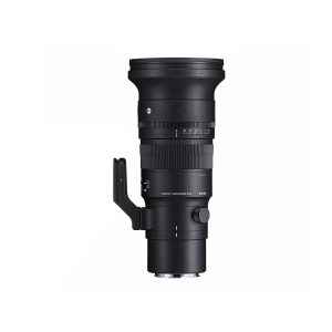 sigma_500mm_dn_02 Musta Sigma 500mm f/5.6 DG DN OS Sports -objektiivi Sonylle jalustakiinnityksellä on pystysuorassa valkoista taustaa vasten.