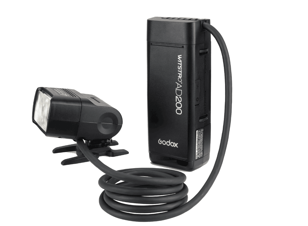 The Godox AD200 extension flash head connects to the AD200 main battery with a twisted pair cable, allowing flexible positioning of the flash for photographic lighting.