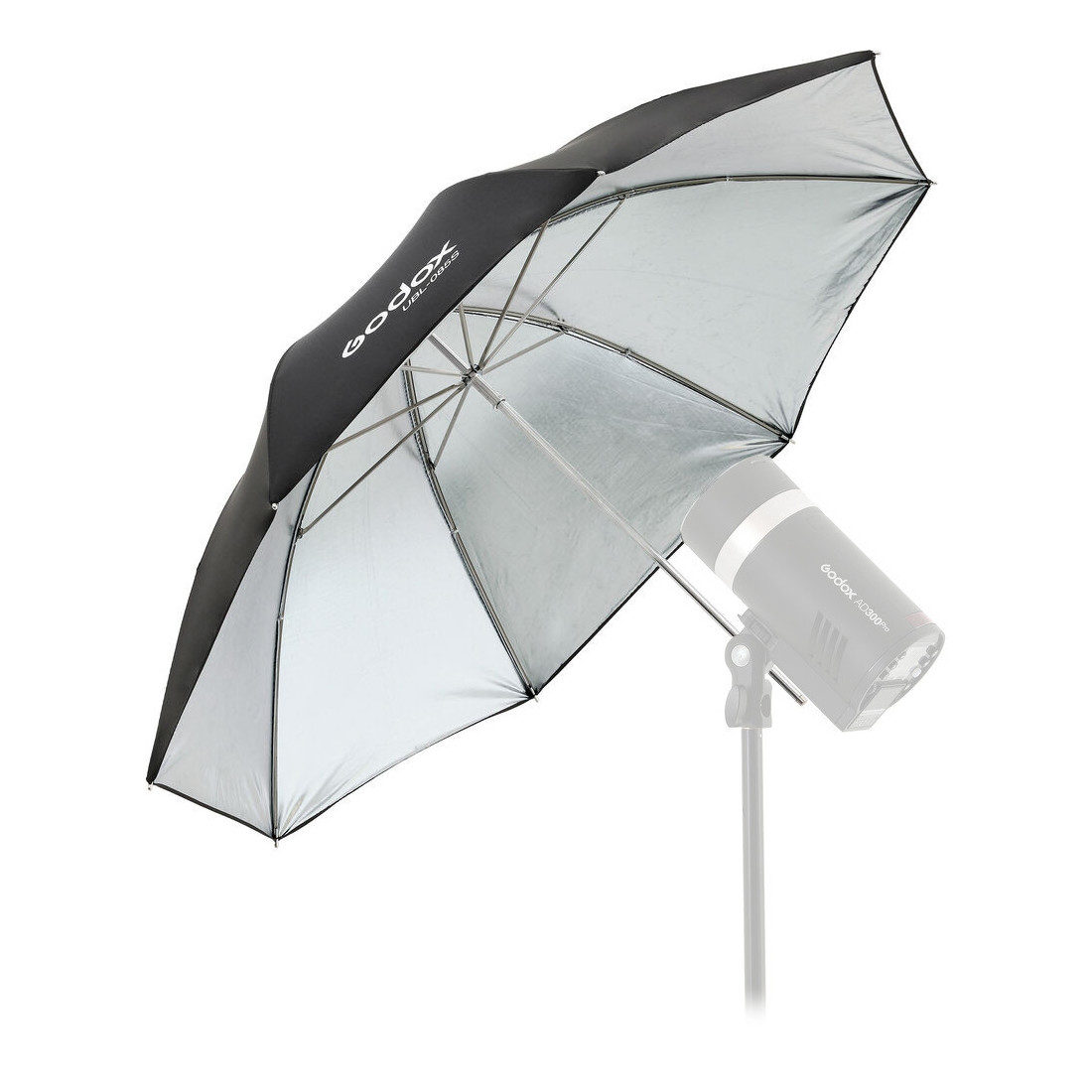Godox Silver Umbrella 85cm AD300Pro:lle on asennettu valotelineeseen Godox-stroboskoopin kanssa, ihanteellinen ammattimaiseen valaistukseen.