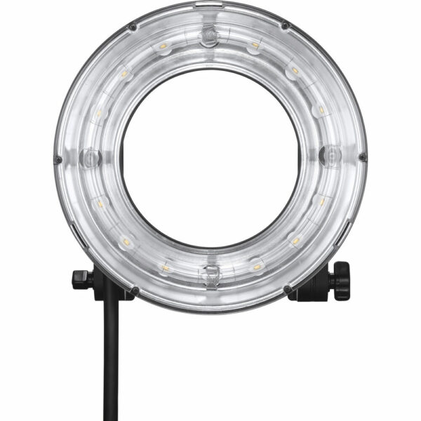 Godox R200 Ring Flash Head for AD200Pro & AD200 -salamapää on esitetty edestäpäin mustalla jalustalla ilman valoa, jolloin sen kirkas ulkokotelo ja pienet yksittäiset LED-lamppujen lamput on sijoitettu pyöreän renkaan ympärille.