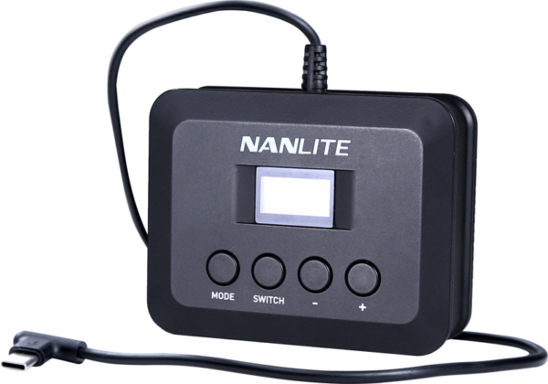 NANLITE WC-USBC-C1 -johto-ohjain on esitetty mustana, ja siinä on pieni digitaalinen näyttö, neljä merkittyä painiketta (Mode, Switch, -, +) ja liitetty USB-C-kaapeli vaalealla pohjalla.