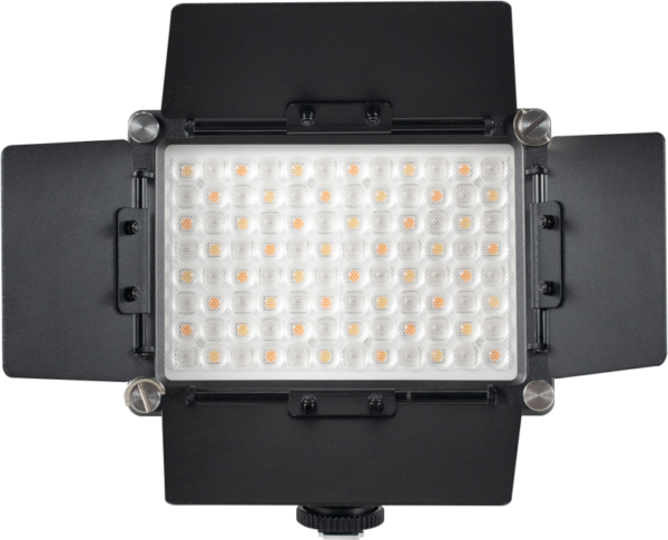 NANLITE Barndoor for Mixpad II 11C näkyy edestä, ja siinä on säädettävät mustat lato-ovet, jotka ympäröivät suorakulmaista LED-paneelia, jossa on useita pieniä lamppuja, tavallista taustaa vasten.