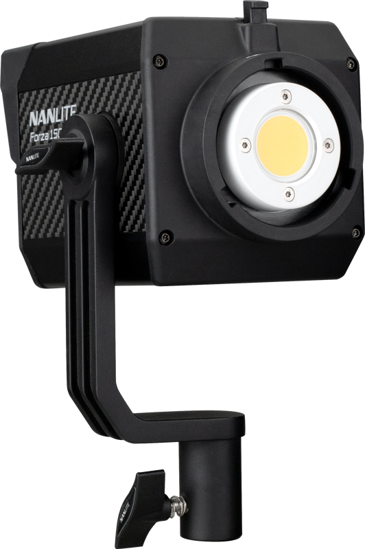 NANLITE Forza 150 & Lantern softbox 60cm FM Mount LED-valolla, jossa on tyylikäs runko, pyöreä LED-paneeli, metallinen kiinnike ja säätönuppi, joka näkyy tavallista taustaa vasten.