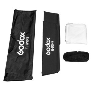 Godox Softbox + Grid for FL60 -pakkaus sisältää mustan kantolaukun, kaksi suorakulmaista paneelia, taitetun valkoisen diffuusorin ja mustan hihnan, kaikki valkoisella pohjalla.