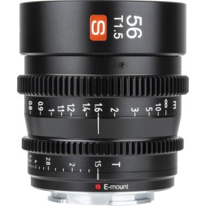 1646730370_402 Lähikuvassa Viltrox MF 56mm T1.5 Cine-objektiivi -objektiivi, Sony E näkyy "56 T1.5" ja oranssi "S" tynnyrissä, ohjausrenkaat numeromerkinnöillä sekä E-mount-symboli metallisessa objektiivin kiinnikkeessä.