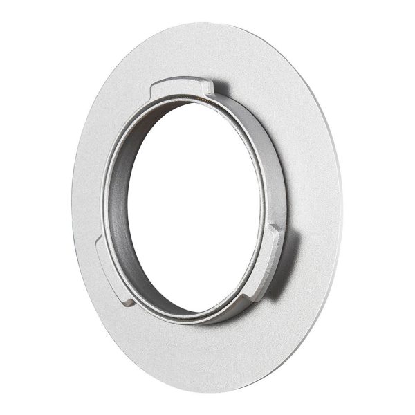 Pyöreä hopeanvärinen metallinen sovitinrengas Godox Quick Release Parabolic Softbox QR PG70:lle (Godox-kiinnitys), jossa on leveä litteä reunus, kolme lovia pienemmällä korotetulla sisäympyrällä ja avoin keskus kiinnitystä varten.