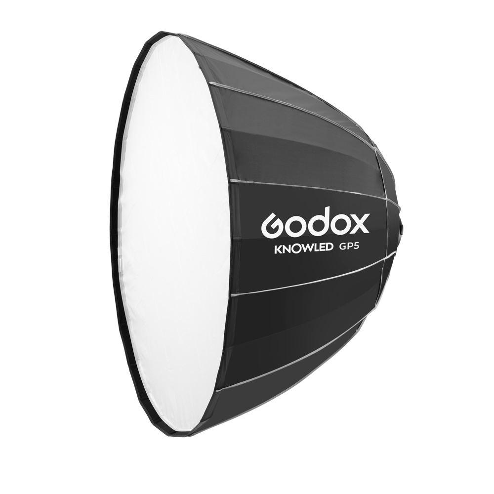 Suuri, musta, kahdeksankulmainen Godox GP5 Parabolic Softbox 150cm KNOWLED MG1200Bi -valaisimelle, jossa on valkoinen etuhajotin ja "Godox KNOWLED GP5" painettu sivulle.