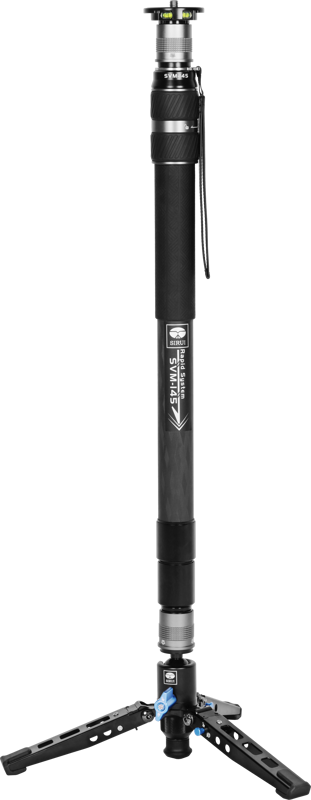 Sirui SVM-145 Rapid System Monopod, musta, jossa on jalustan jalusta, vaahtomuovinen kahva, rannehihna ja säätölukot, seisoo pystyssä vaaleanharmaalla pohjalla.
