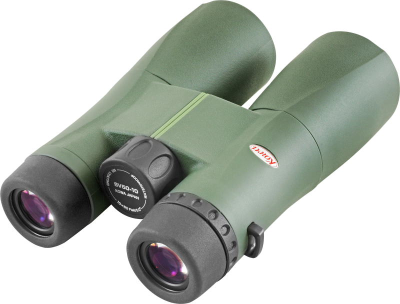 KOWA SV II 10X50 -kiikari, jossa on vihreä runko, mustat okulaarit ja keskellä oleva tarkennusnuppi, näkyy vinossa vaaleaa taustaa vasten.