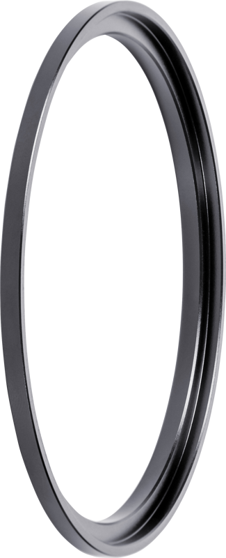 NiSi Filter Swift System Adapter Ring 67mm -soviterengas on ohut, musta metallinen rengas, jossa on sileä pinta ja pieni sisäpuolinen ura, joka näkyy pystysuorassa vaaleanharmaalla pohjalla.