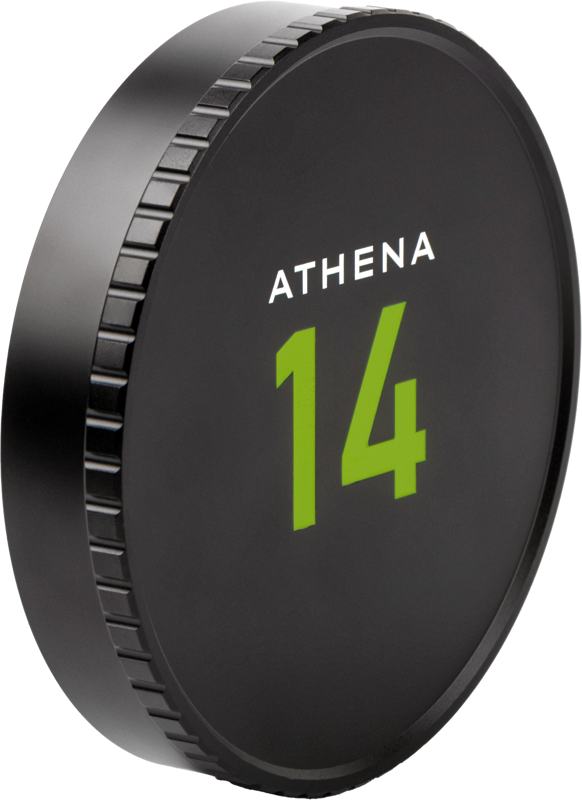 NiSi Cine Lens Cap For Athena 14mm T2.4 -takatulppa on musta, pyöreä suojus, jossa on harjanteet ja jonka etupuolella on valkoinen teksti "ATHENA" ja suuri vihreä teksti "14".