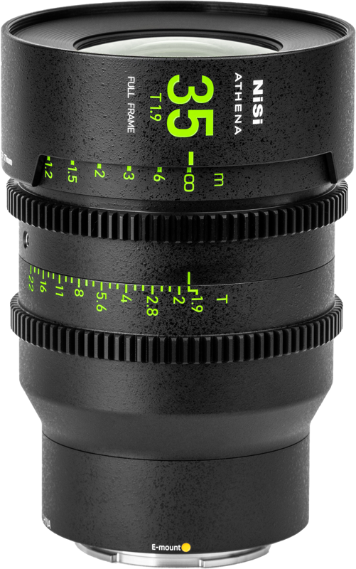 Lähikuvassa NiSi Cine Lens Athena Prime 35mm T1.9 E-Mount (ilman sisäänheittosuodatinta) näkyy vihreät merkinnät, hammasrenkaat tarkennuksen ja aukon säätöä varten sekä E-mount-merkintä pohjassa.