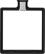 NiSi Filter Tray 4x4" for C5 Matte Box on musta suorakulmainen muoviteline, jossa on keskellä metallinen klipsi yläosassa, kuvassa valkoisella pohjalla. Keskusta on avoin, ja se on suunniteltu pitämään turvallisesti 4x4" valokuvaussuodatinta.