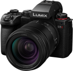 Panasonic Lumix S 28-200mm f/4-7.1 Macro -objektiivi